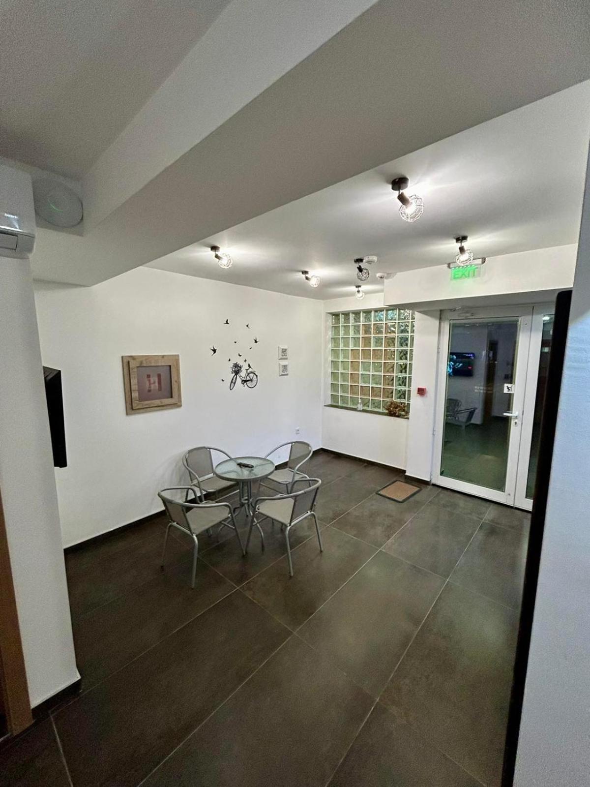 Boulevard Luxury Apartments City Center โอครีด ภายนอก รูปภาพ