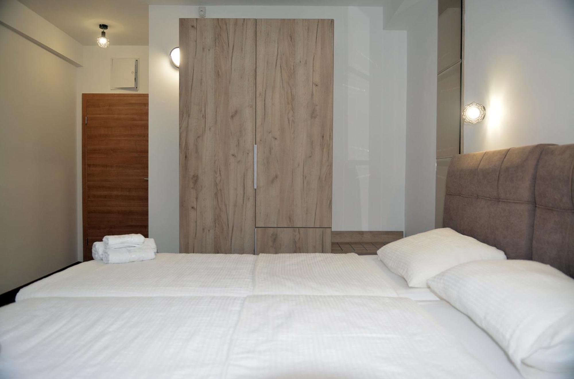 Boulevard Luxury Apartments City Center โอครีด ภายนอก รูปภาพ