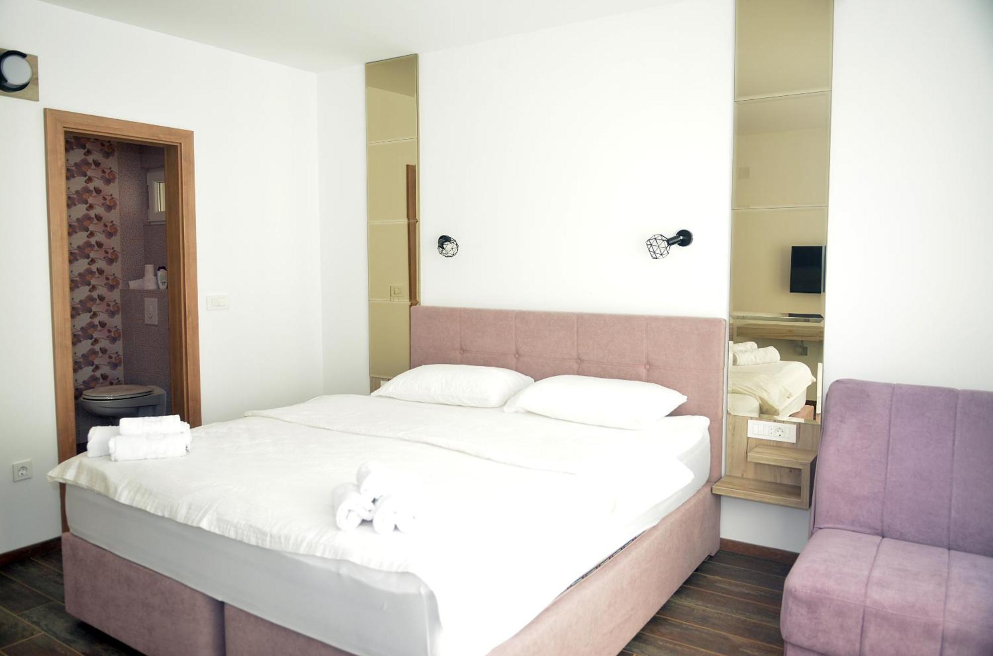 Boulevard Luxury Apartments City Center โอครีด ภายนอก รูปภาพ