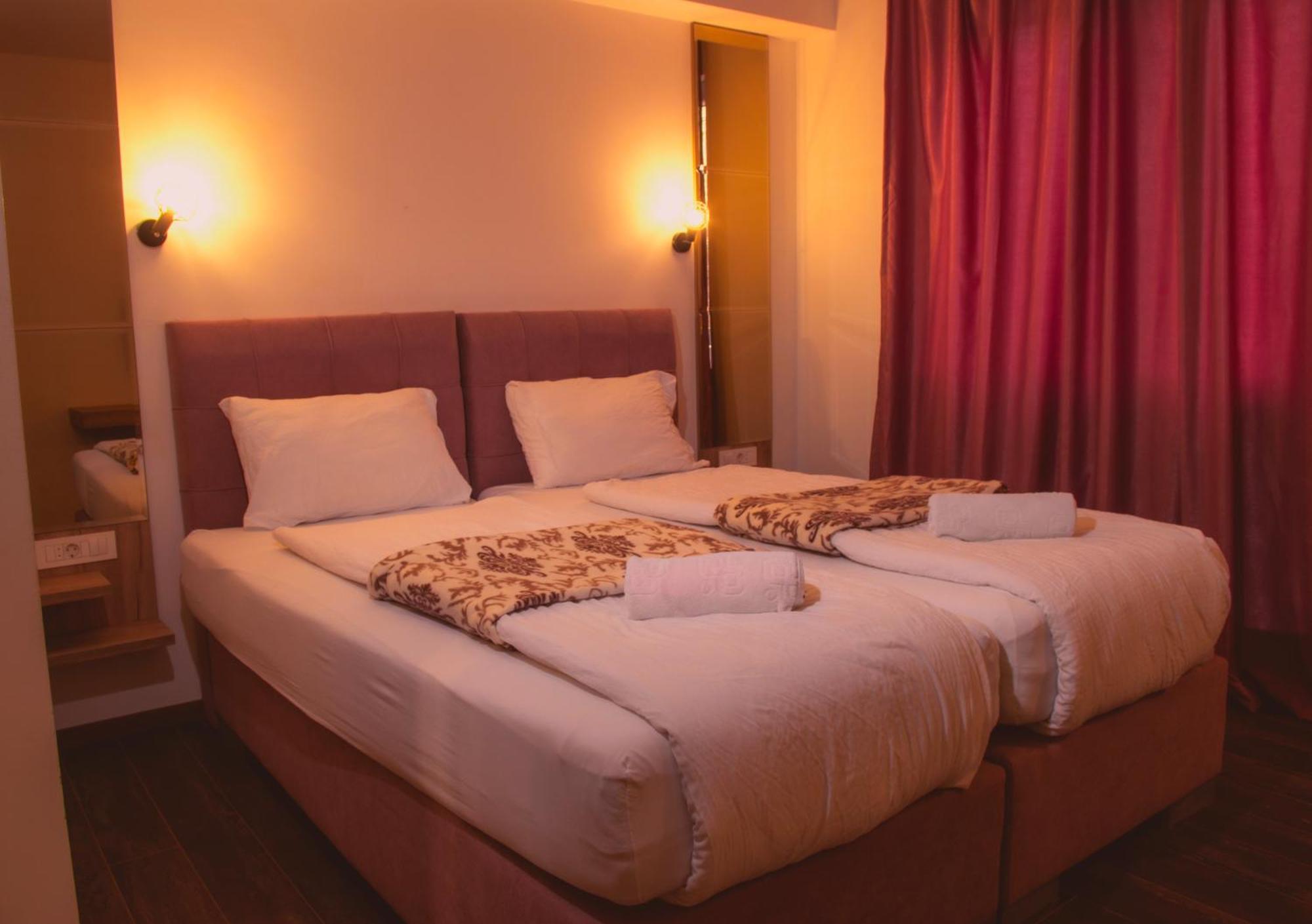 Boulevard Luxury Apartments City Center โอครีด ภายนอก รูปภาพ