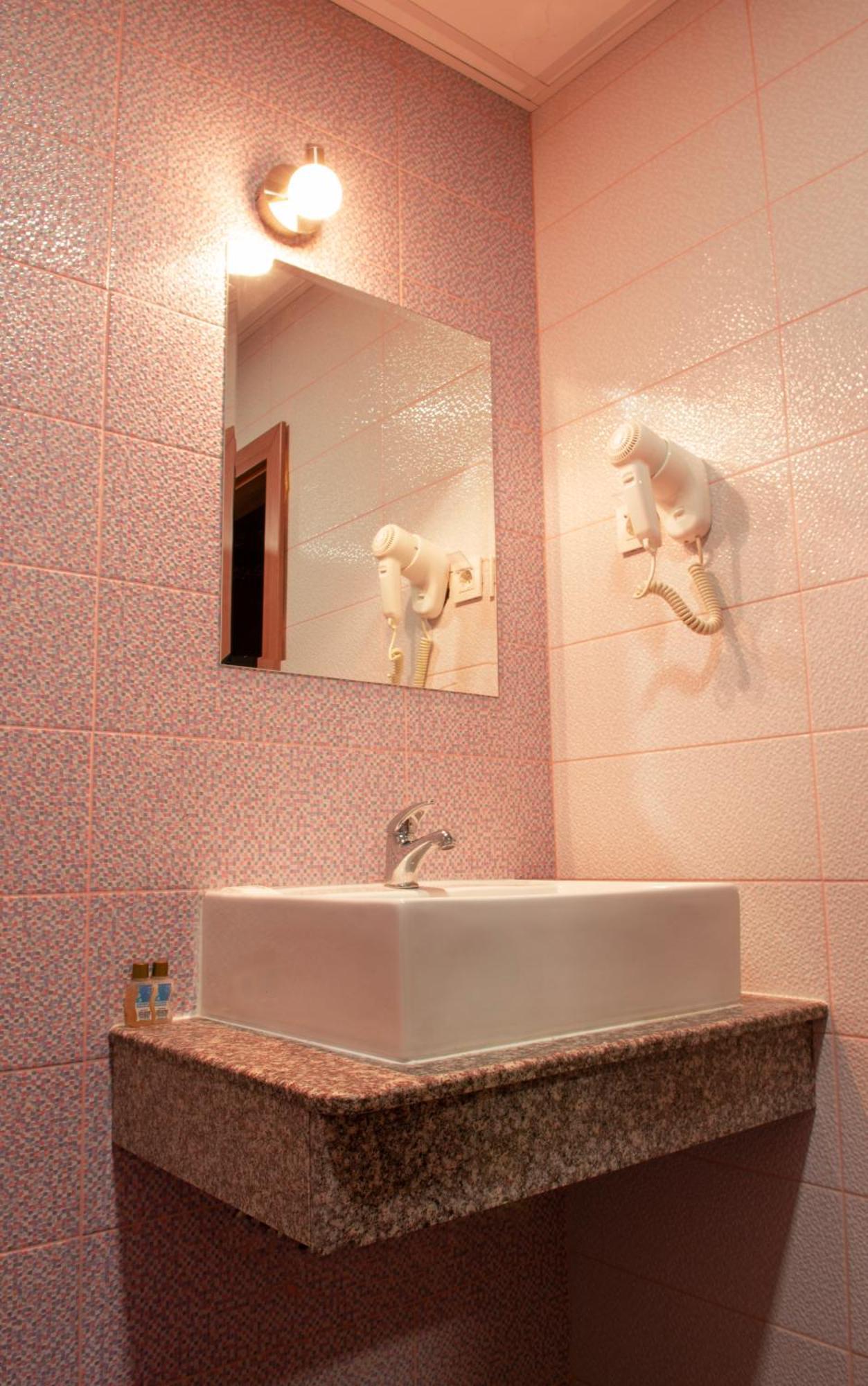 Boulevard Luxury Apartments City Center โอครีด ภายนอก รูปภาพ